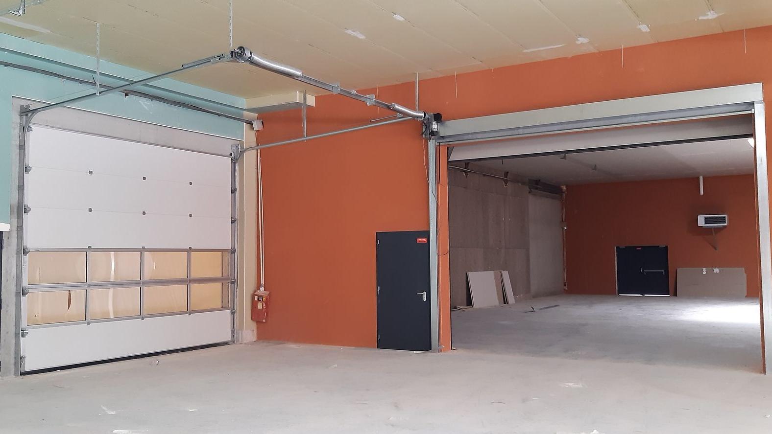 Porte sectionnelle coupe-feu FIREDOR - 1h (EI60) ou 2h (EI120) - Pour parking - Grandes dimensions - Classe 2 au vent_2