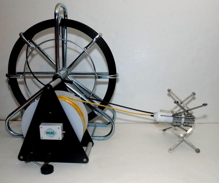 Caméra portable pour forages et piézomètres