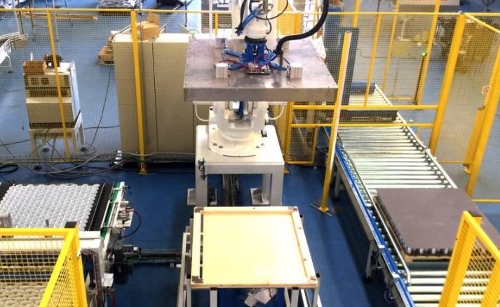 Rap EC Sagittarius - Palettiseurs robotisés à palette fixe pour bidons - Clevertech France_2