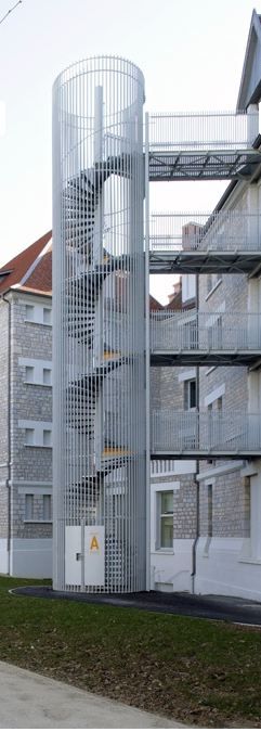 Escalier hélicoïdal ysofer avec passage 1UP ou 2UP