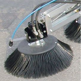 KM 130/300 R LPG - Balayeuse autoportée Kärcher - 300L - Moteur GPL, rendement 13000 m²/h_2