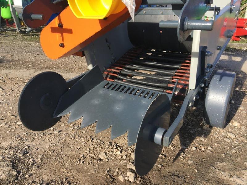 Arracheuse de pommes de terre NC - Aligneuse 1 rang SR à disques - Occasion 2020 - Idéal agriculture biologique_2