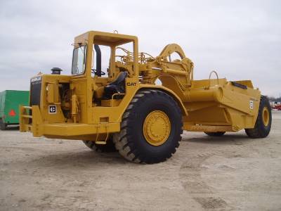 Caterpillar 621B - Décapeuse automotrice modèle 3406_2