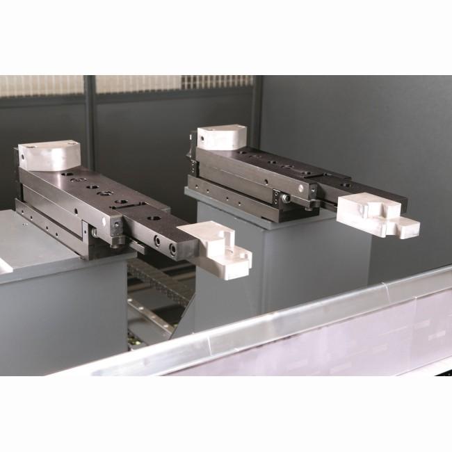 Presse plieuse hydraulique à commande numérique - SafanDarley H-Brake 175-400T - 3100 mm à 6200 mm - 175T à 400T_2