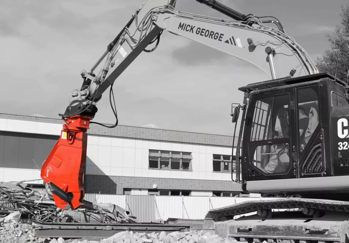 Cisaille à ferraille pour pelle de 9 à 120 tonnes_2