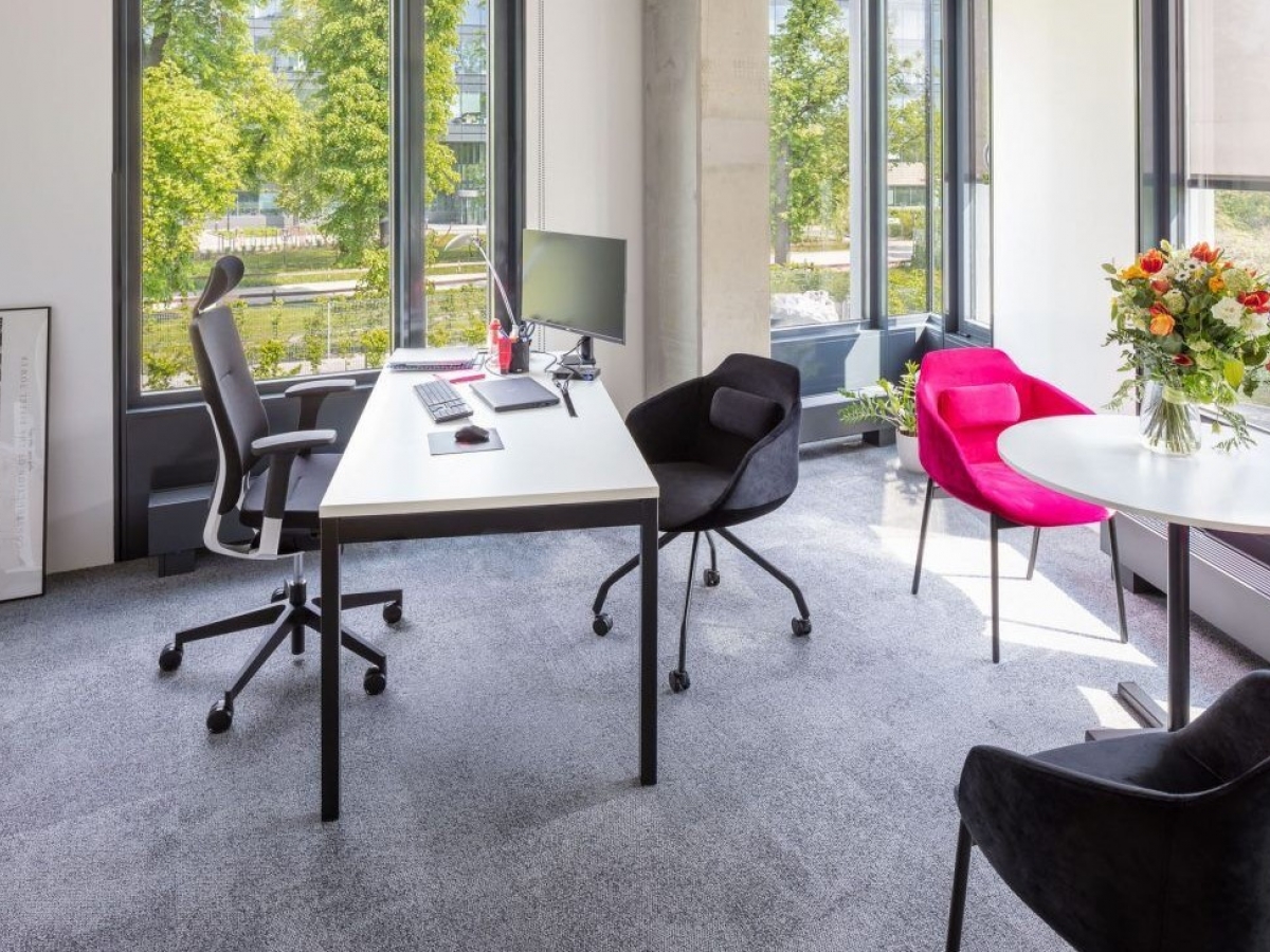 Bureau opératif individuel et collectif - OGI Y - Design intemporel avec finitions multiples_2