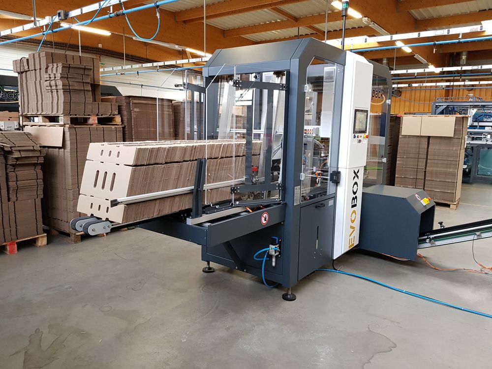Formeuse de caisses ergonomique et connectée 4.0, avec cadence élevée et maintenance réduite - Evobox_2