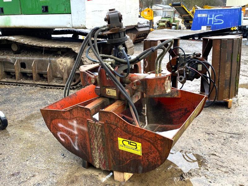 GODET benne preneuse_2