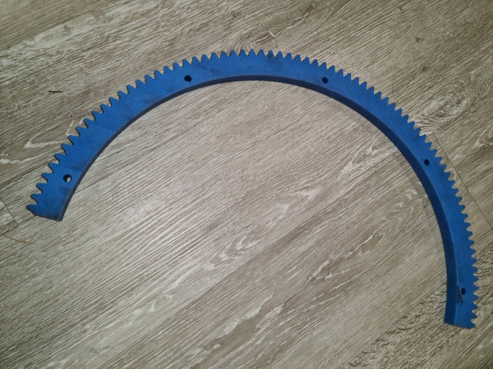 Pignons et couronnes dentées en PA6 bleu pour calibreur de pommes de terre - Convoyeur à bande - Région Beaumont-le-Roger - MTCP_2