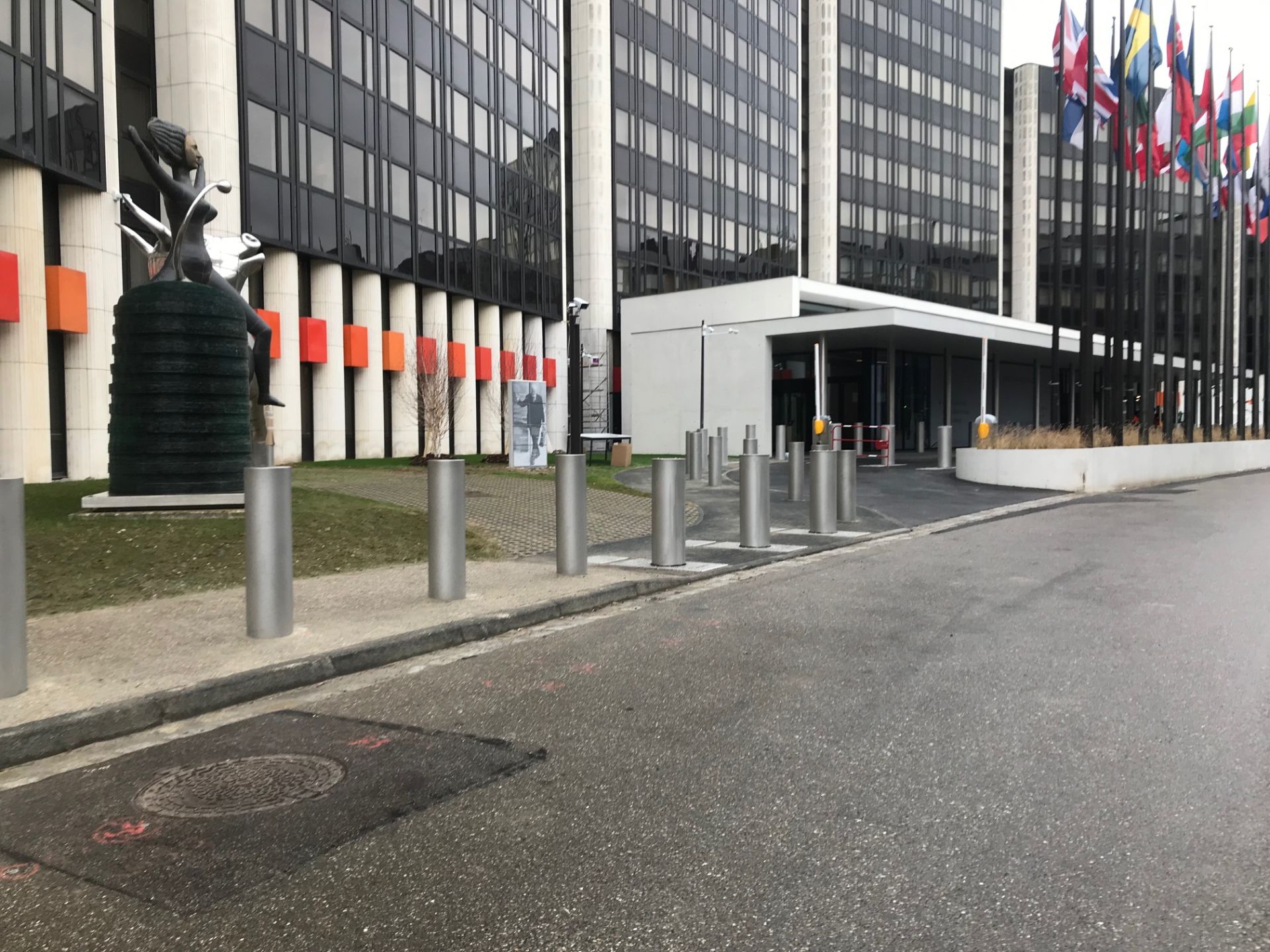 Borne fixe anti-véhicules bélier en acier hauteur 100 mm ø250 mm - F25-100 7548_2