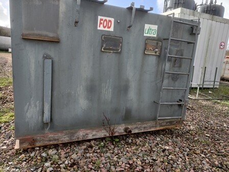 Bac 65m3 en acier sur IPN - Ref : W06502212003 - Dabert-Citernes - Cuve de transport robuste et spacieuse_2