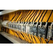 Machines pour injection plastique - dkm - force de serrage - de 500 kn à 2500 kn_2