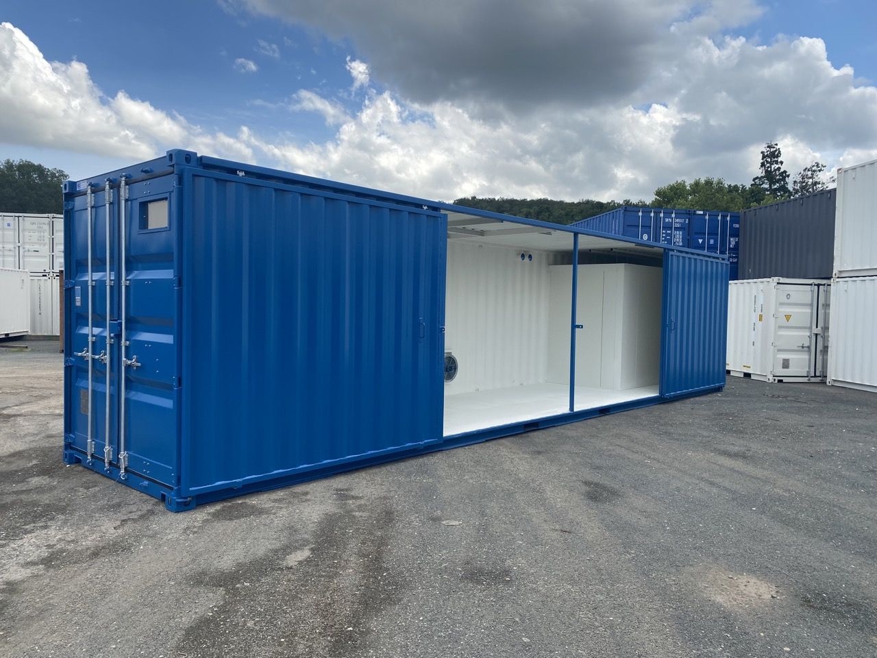 Container transformé avec isolation et étanchéité