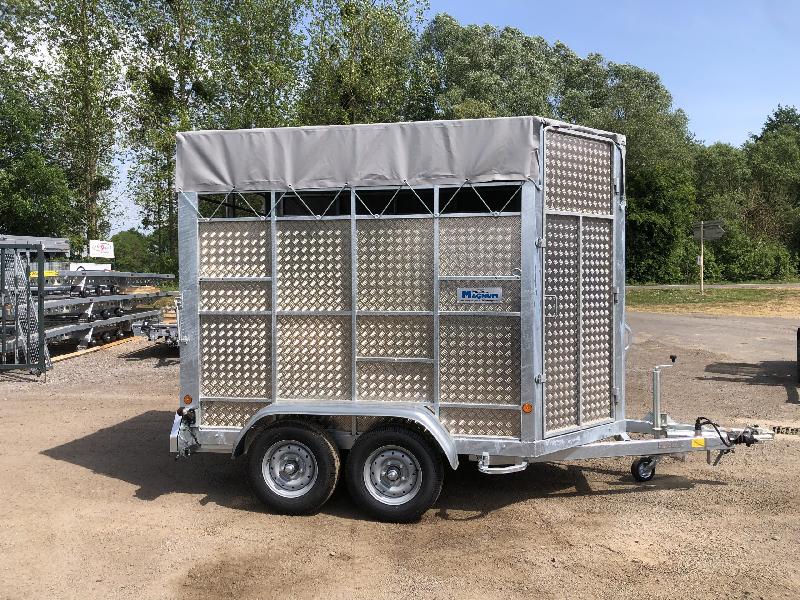Remorque pour transport d'animaux - 3 places - 3,20 x 1,80 x 2,20 m - 3000 kg - MAGNUM VAN BOVIN 300VB5_2