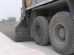 DGL5311TFC - Camion gravillonneur synchrone 13.5m3 - Xi'an Dagang Road Machinery_2