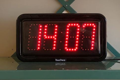 Horloge numérique étanche IP66 à LED rouge, avec antenne GPS en option - Huchez - RA10 R_2