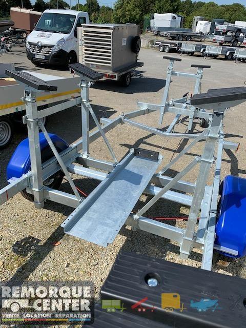 Porte voilier GALAXY G1260V/GS16V - PTAC 1300 à 1600Kg - 1 essieu - Sun Way - D305 cata_2