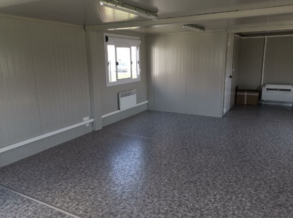 Bungalow avec 4 modules salle de classe, doté d'une installation de chauffage et de climatisation - L.6.09m x l.9.68m_2