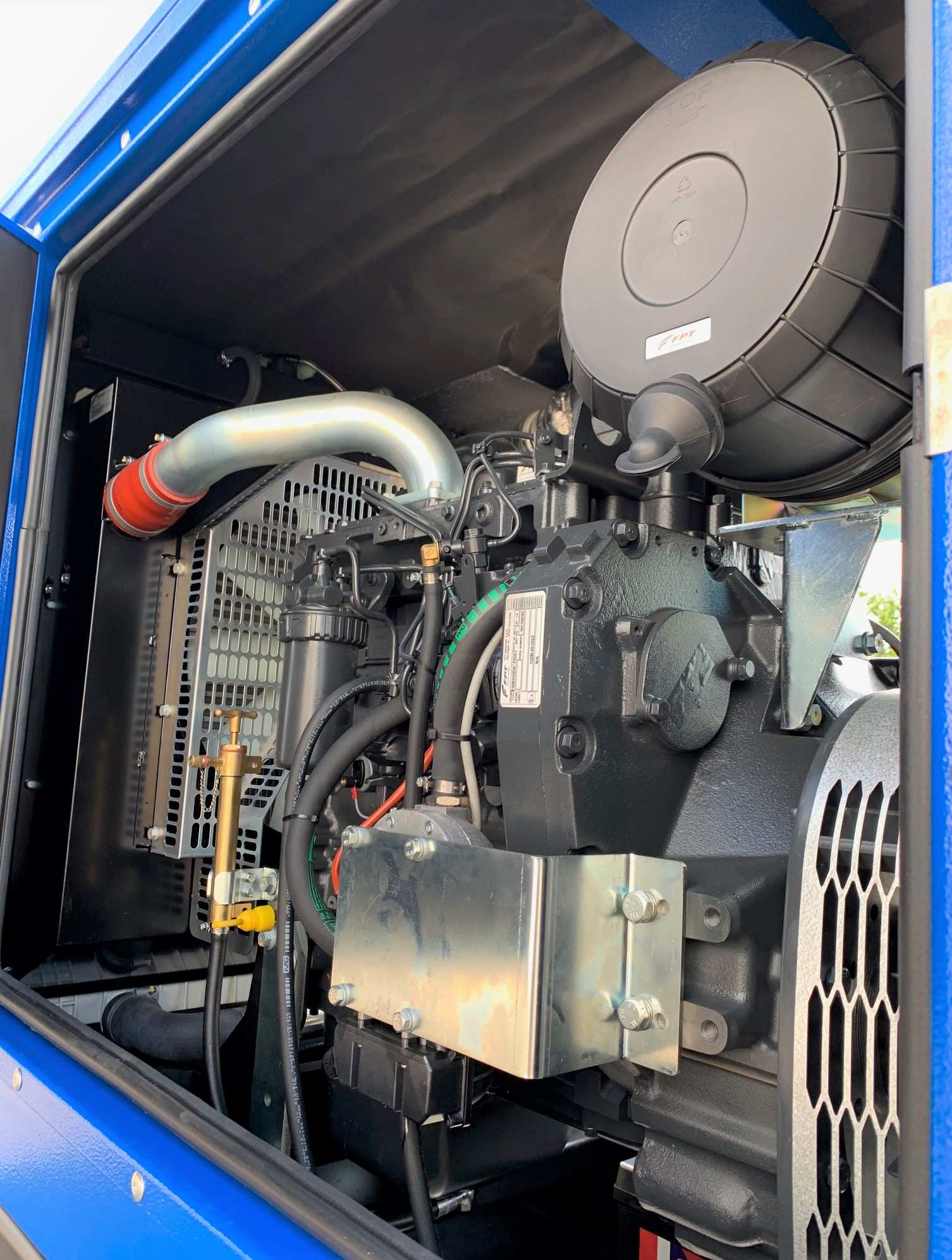 Groupe électrogène d'occasion - IVECO - 110 KVA_3