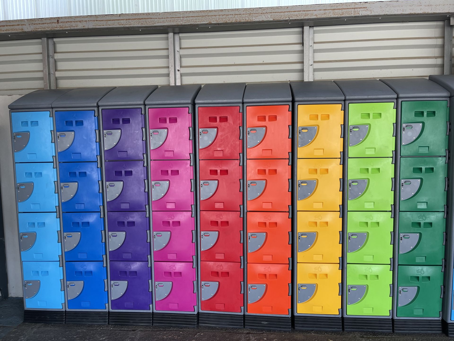 Casiers FSP - Vestiaires en polyéthylène alimentaire, inoxydables et résistants aux UV_2