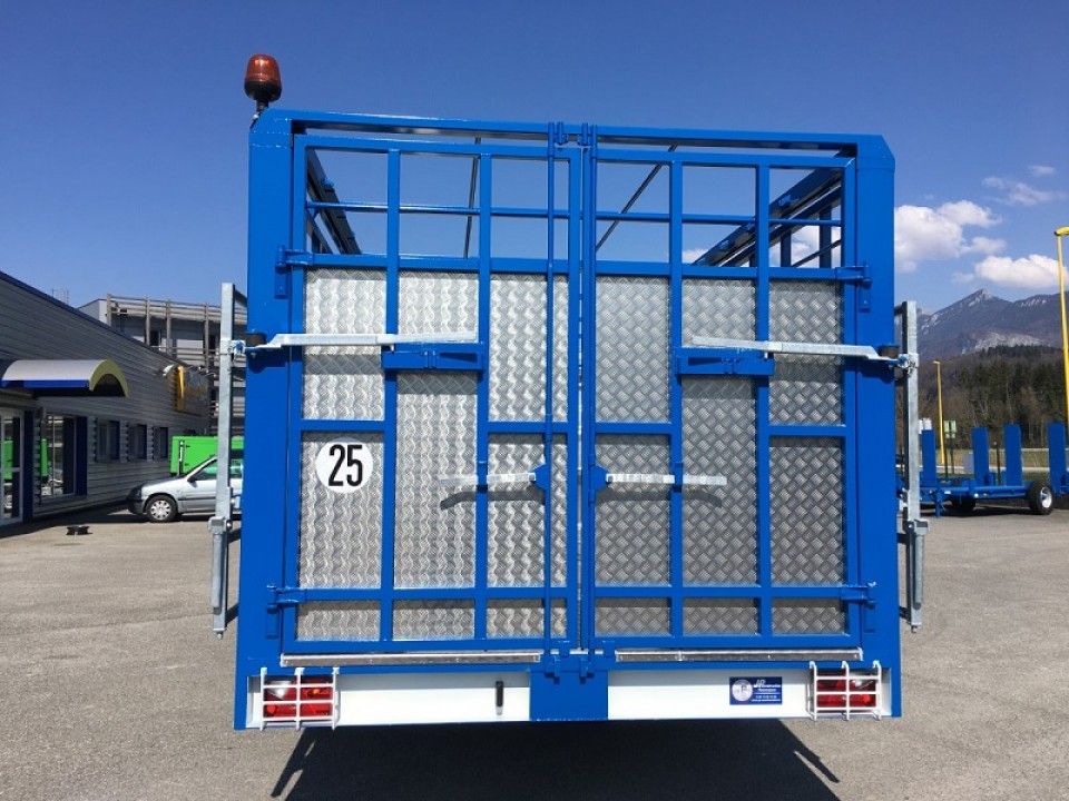 Bétaillère série spéciale pose à terre hydraulique - JP Construction - modèles BRS 40 à BRS 70 avec fond ouvrant et suspension hydropneumatique_2