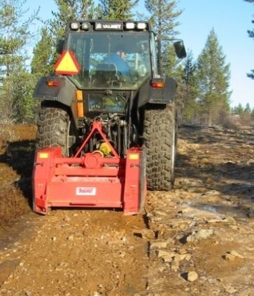 Broyeur de pierre avec masses rechargées ou carbures selon le modèle