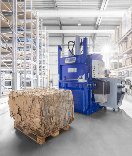 Presse Strautmann Umwelttechnik pour gain de temps en recyclage