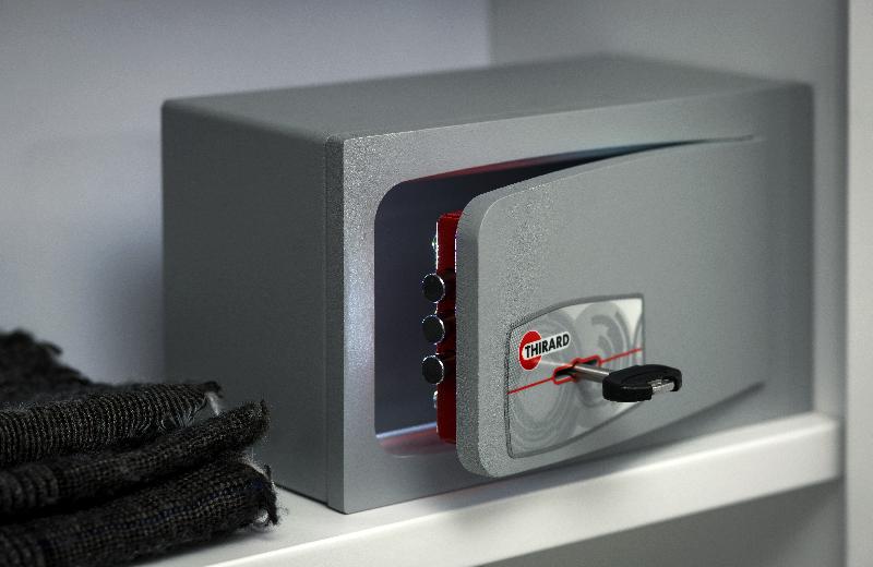 Coffre-fort Pierrefonds - 3 pênes - serrure de sécurité à clé double panneton - THIRARD_2