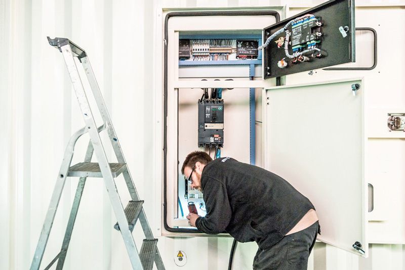 Rhino-1625YCE3 - Groupe électrogène en container 1625 kVA - Gelec - 12 cylindres, 40' HC, démarrage automatique en option_2