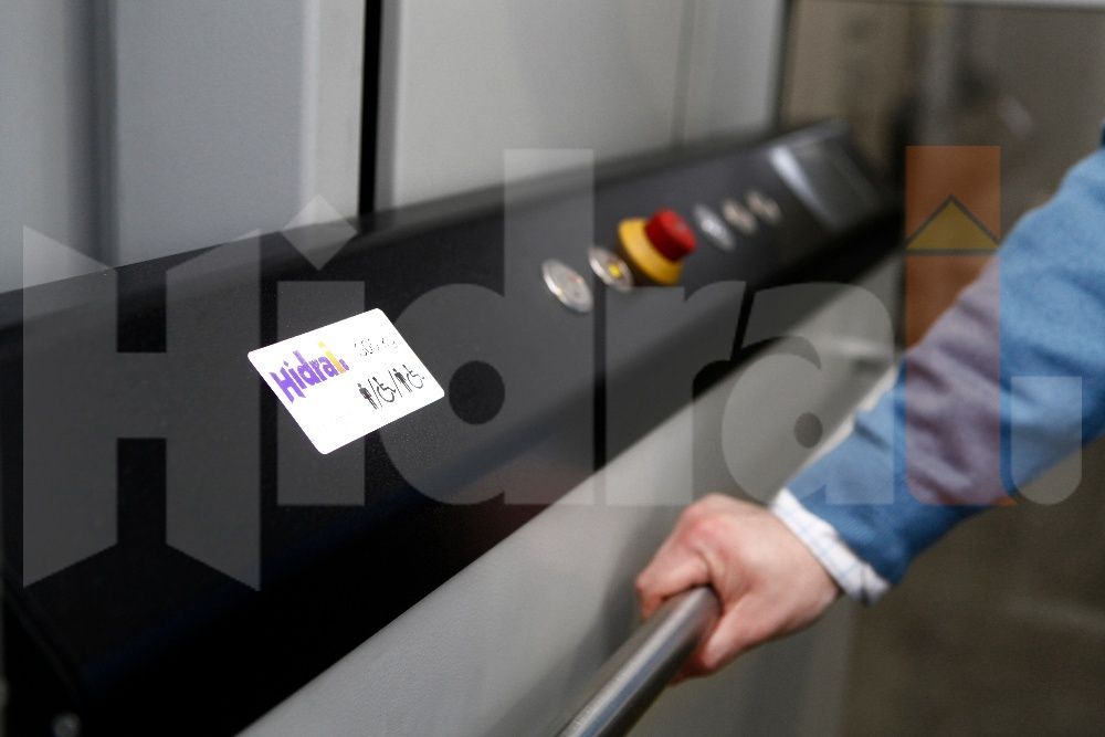 Élévateur pmr vertical modèle ph 400_2