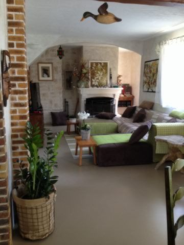 Sol en résine bi-composant - époxy et polyuréthane, finition mate pour intérieurs modernes_2