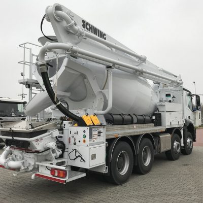 Camion Mercedes-benz arocs 3540 8x4 avec faible kilométrage de 1000 km