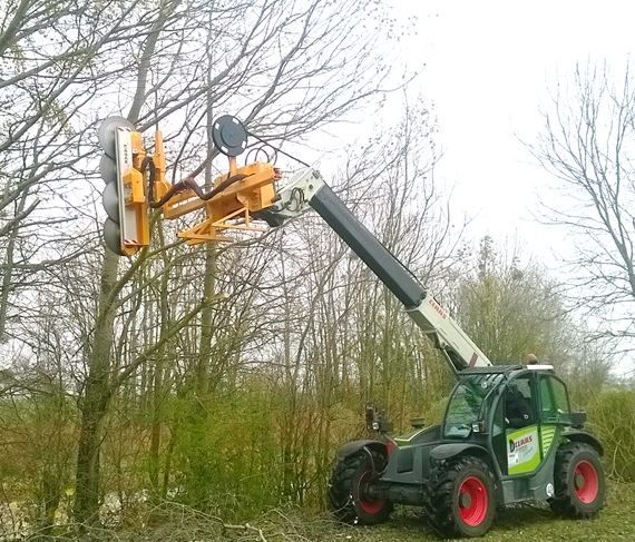 Taille-haie hydraulique sur chargeur lem - kirogn - déport hydraulique course 1000 mm_2