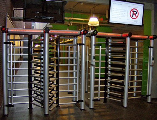 Tambour rotatif Turni-Q Vitrus - design unique en aluminium anodisé avec panneaux en verre trempé_2