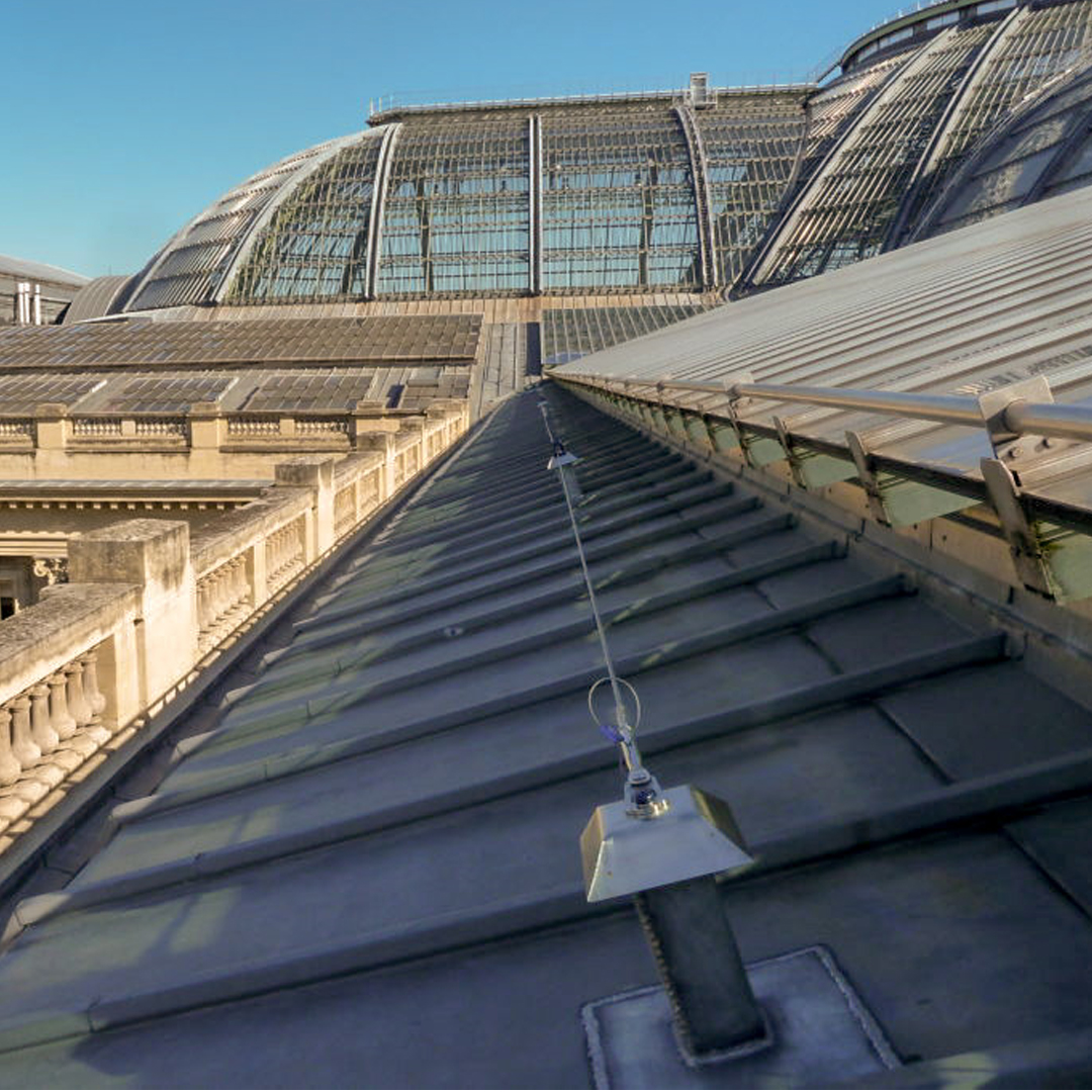 Ligne de vie standard à passage semi-automatique - SecurLine - Conforme BS EN-795-C 2012 - Utilisable par 3 personnes_2