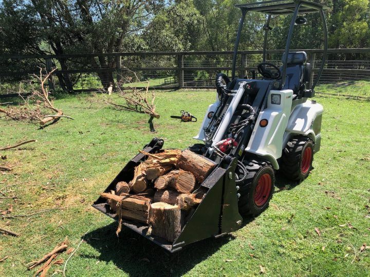 Chargeuse articulée avec pneus profil tracteur Ranger S600