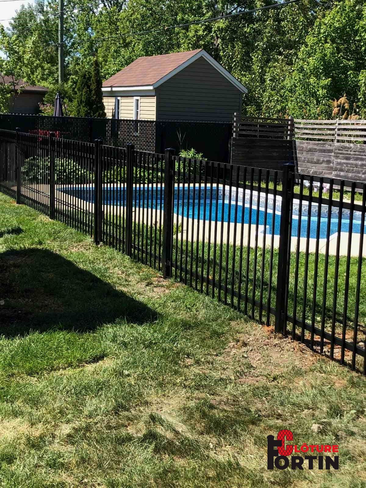 C4100 - clôture en aluminium - cloture fortin - barrotins  5/8'' x 5/8''_2