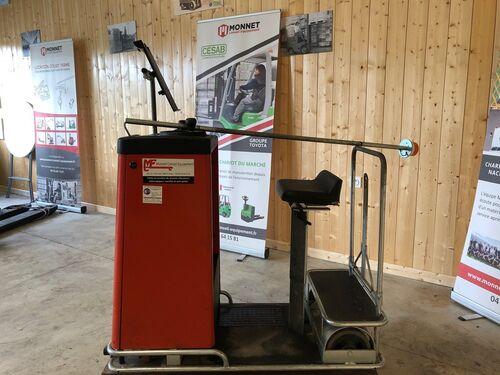 Tracteur de remorquage BT ERGOMOVER 602 AC-TT 220 - disponible en occasion et en location de courte à longue durée_2