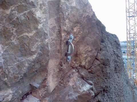 Platine d'ancrage en acier INOX conçue pour être fixée sur mur béton, structure métallique - Ancrage Fixe 2_2