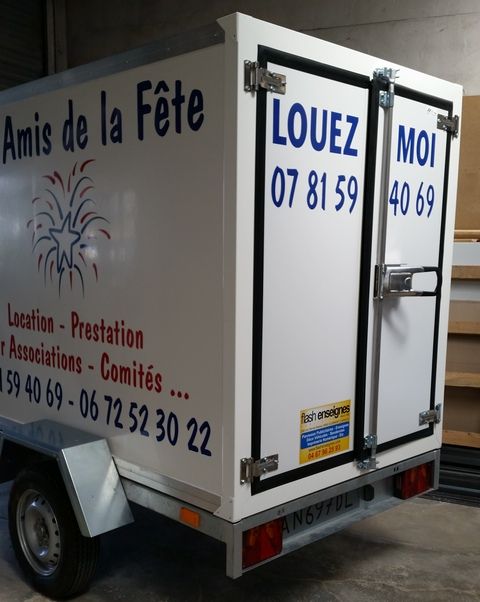 Remorque frigorifique à alimentation mixte 12v/220v