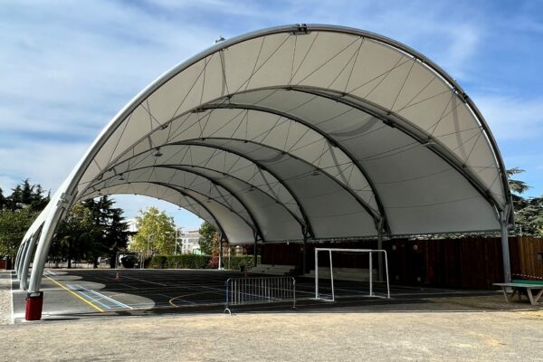 Couverture de terrain pétanque et multisport sur mesure - Matériaux haute qualité - Normandie Structures_2