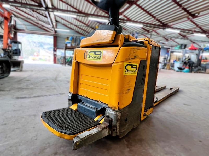 Jungheinrich ERE225 Gerbeur transpalette électrique_2