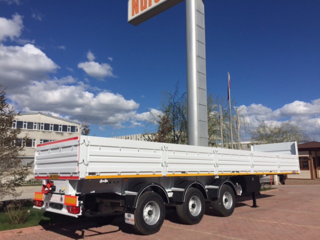 Remorque plateau avec ridelles bâchée - Nursan - longueur 13 600 mm - hauteur modulable jusqu'à 4 000 mm - poids tridem en charge 27 000 kg_2