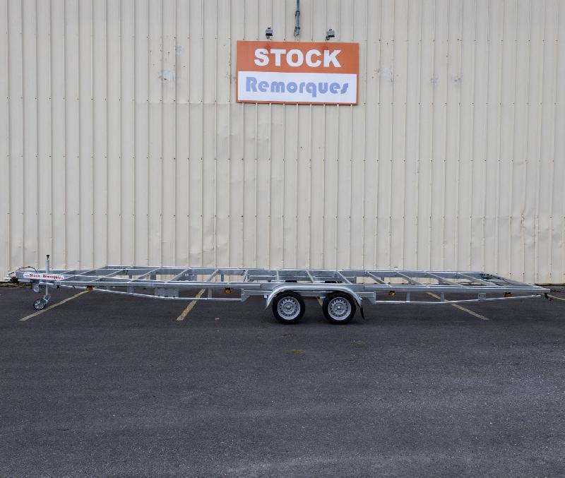 TH 7m80 x 2m44 version basse 2 essieu x 1800 kg_2