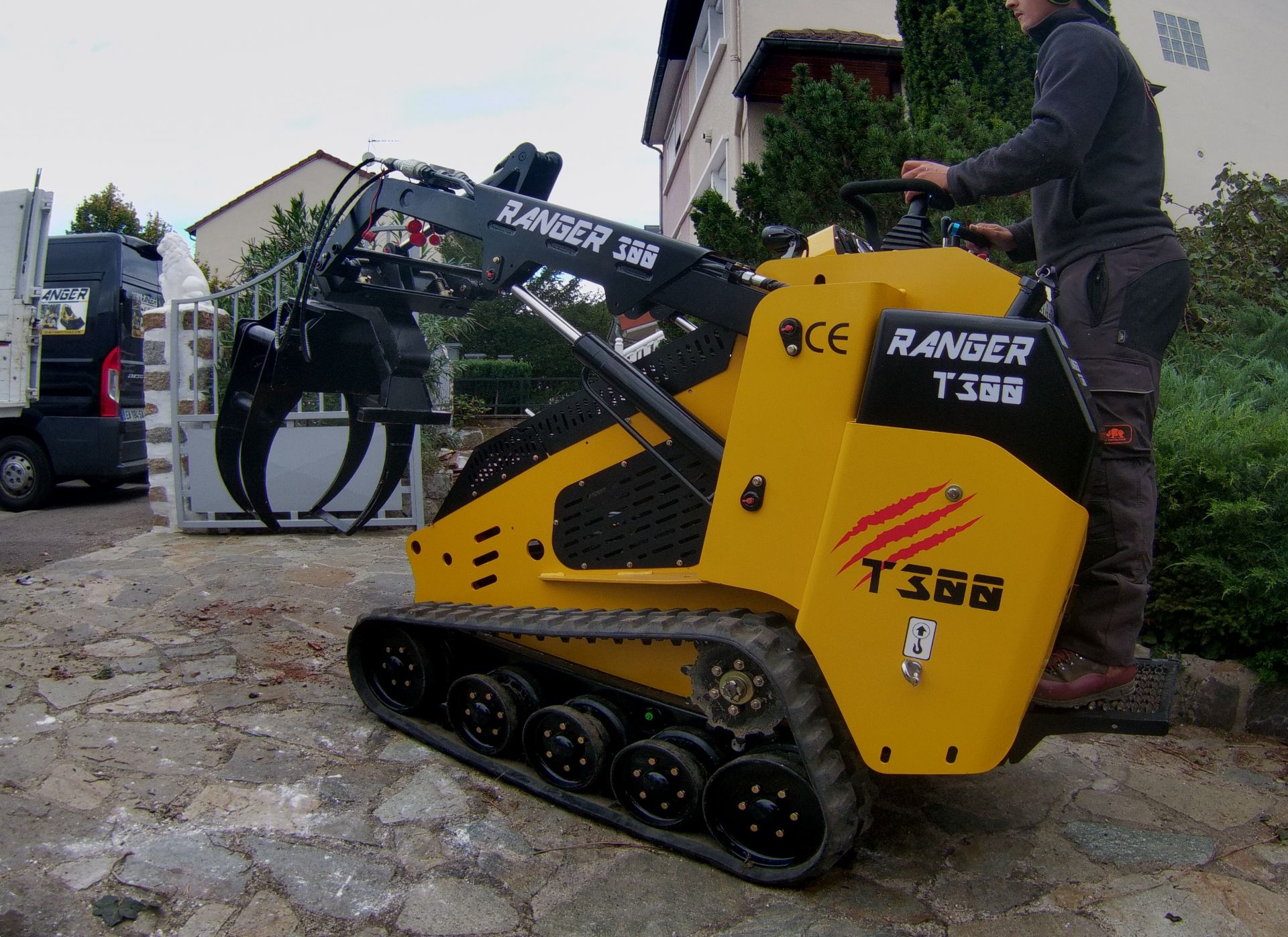 Ranger t300 elagage grappin a grumes_2