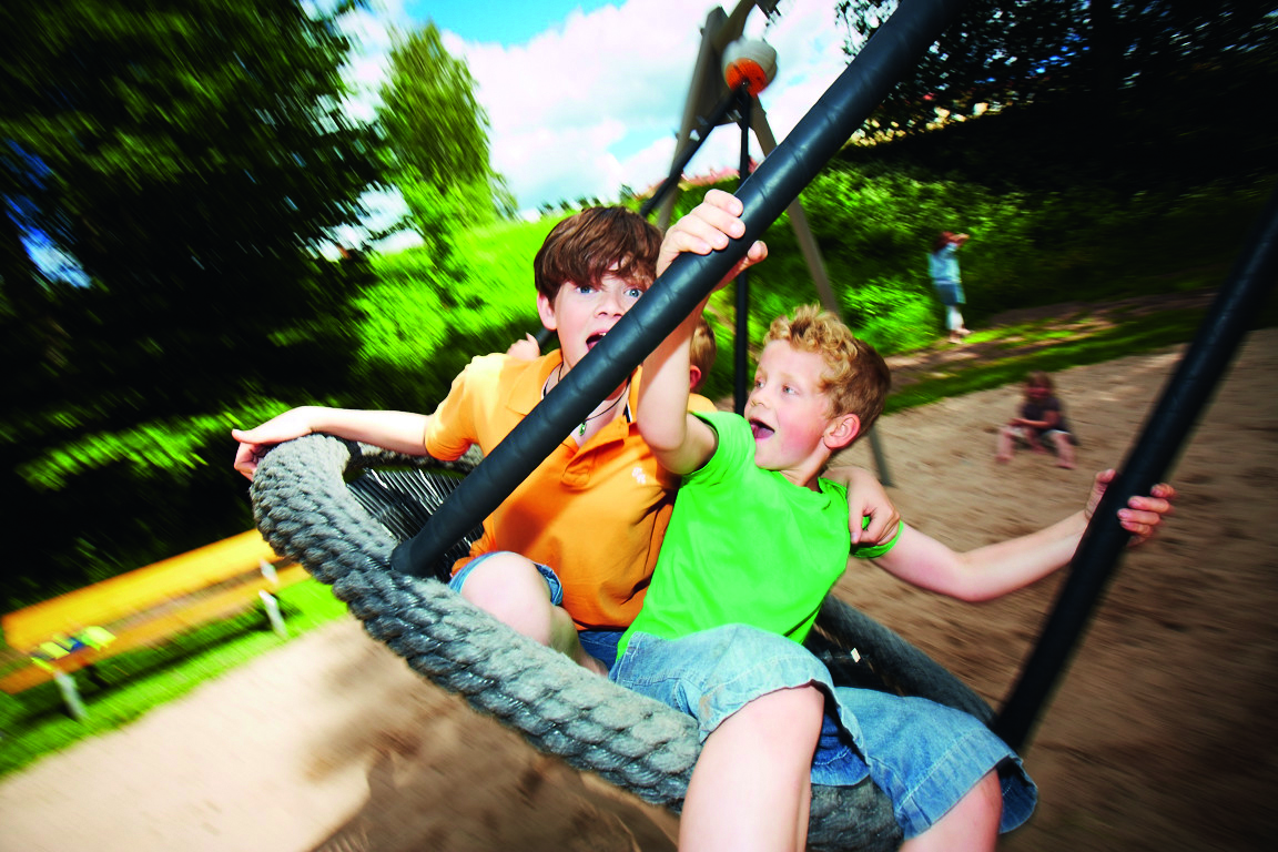 Balançoire Stratus pour aires de jeux - réf 8000751 - Hags - structure en acier - couleur gris - fondation à enterrer_2