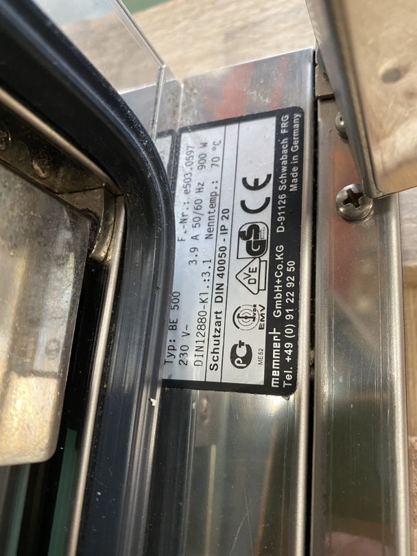 Incubateur de laboratoire d'occasion - memmert be500_2