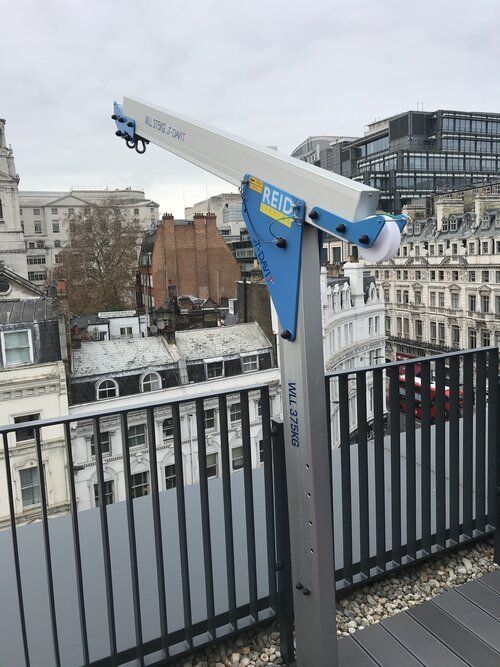 Potence de levage légère, portable, sur mesure  avec une CMU de 600 kg et une rotation possible à 360° -  TDAVIT_2