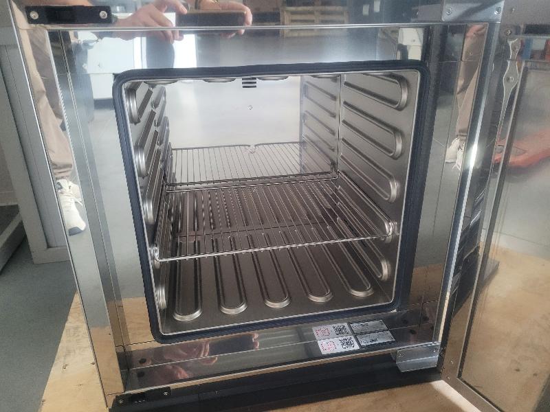 Incubateur / étuve MEMMERT UN 55 avec convection naturelle 300°C_2