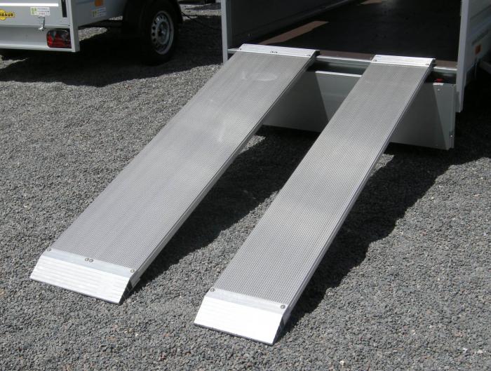 Rampe de chargement pliable sur mesure - toutes formes et tailles - Patrick Remorque_2